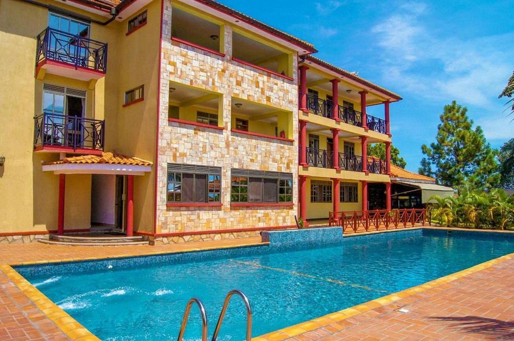 Rosemary Courts Bed And Breakfast Entebbe Exterior foto