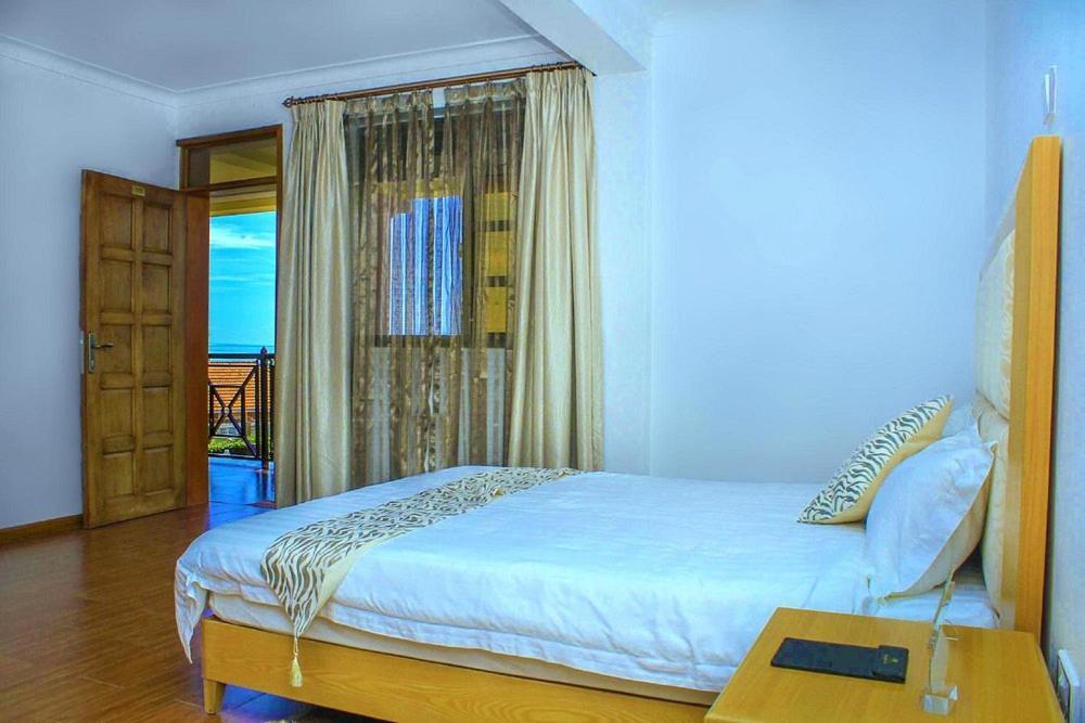 Rosemary Courts Bed And Breakfast Entebbe Exterior foto